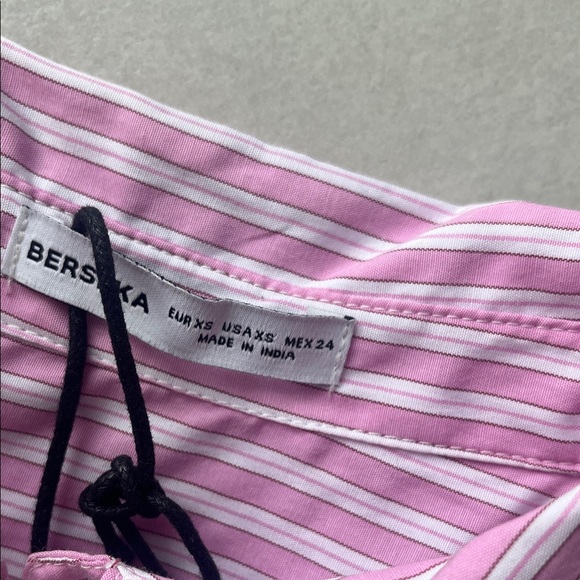 Bershka Pink & White Striped Button-Up Crop Shirt - Picture 7 of 16